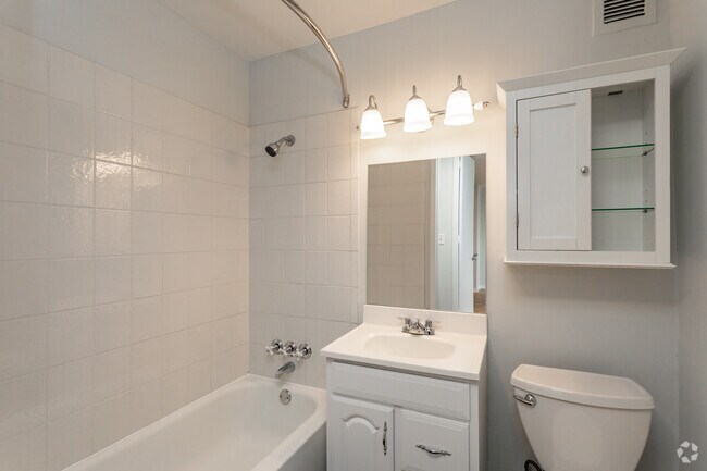 Photo - 1344 N. Dearborn St.