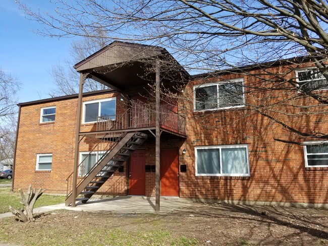 Photo - 924 Rarig Ave