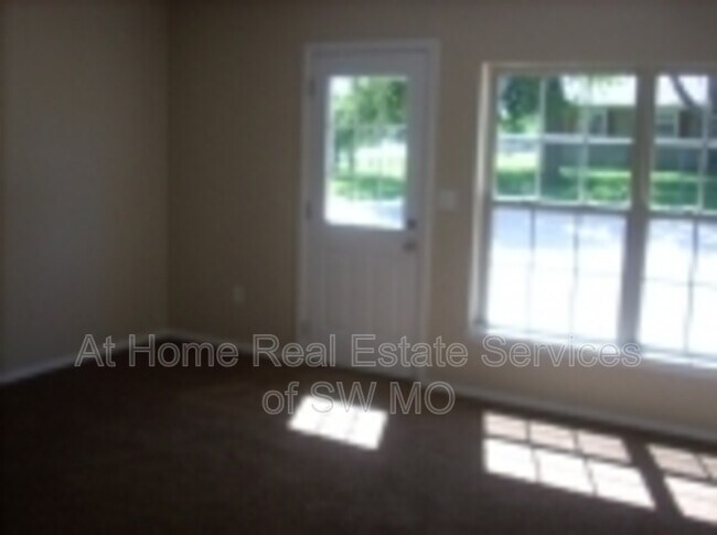 Photo - 2177 Walk on Dr Unit Apt C