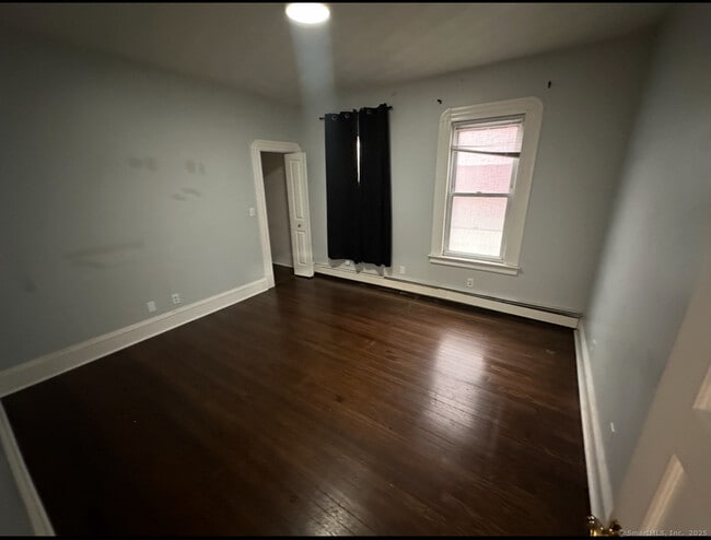 Photo - 141 Ashley St Apartment Unit 1