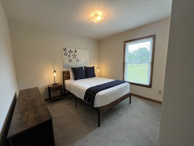 Photo - 49 Bay Springs Ct