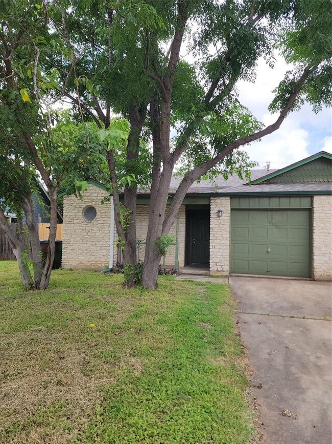 Building Photo - 502 Burlwood Ct
