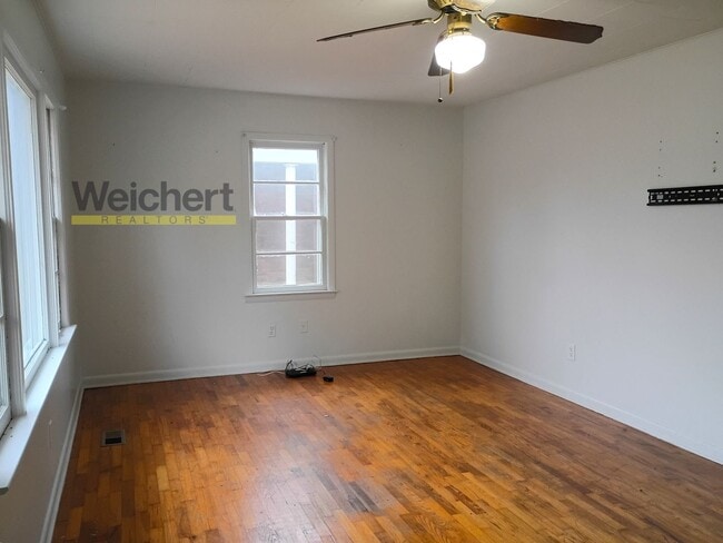 Photo - Cozy 2BR Home with Fenced Yard