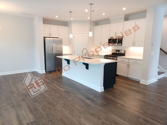 Photo - 238 Deardom Wy