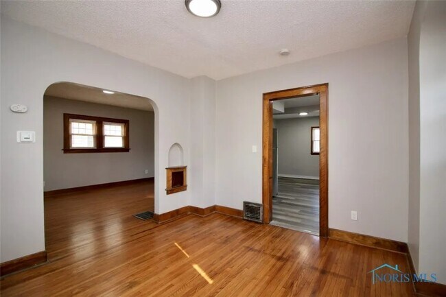 Photo - 4452 Belmar Ave