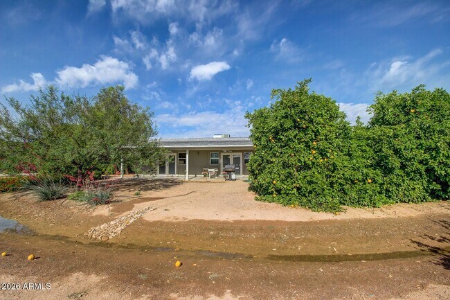 Photo - 6012 W Grovers Ave