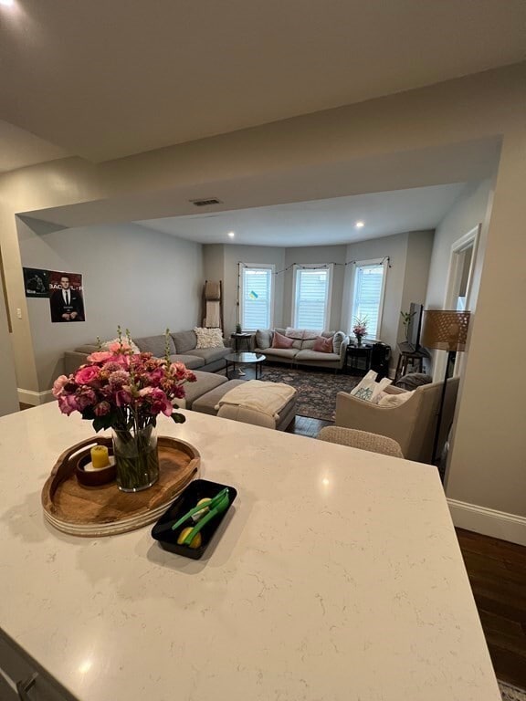 Photo - 209 E Cottage St Unidad 1