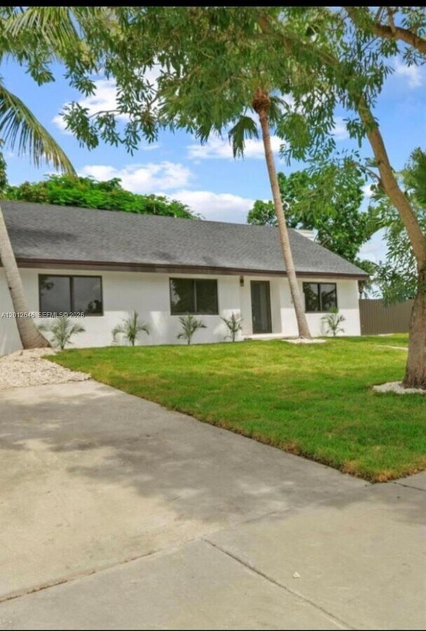 Photo - 20620 SW 120th Pl