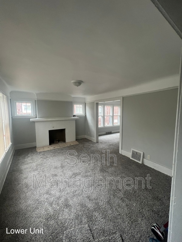 5342 Oregon St