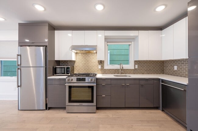 Photo - 309 Palisade Ave Unit 2