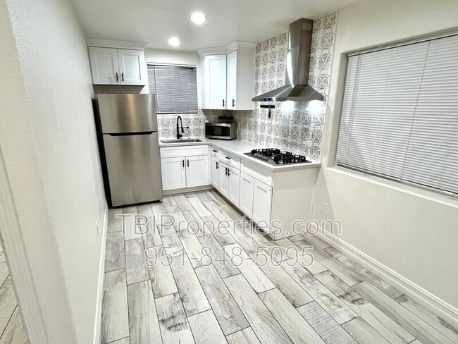 Photo - 5063 Pearblossom Dr