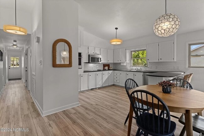Photo - 308 Stuart Ave