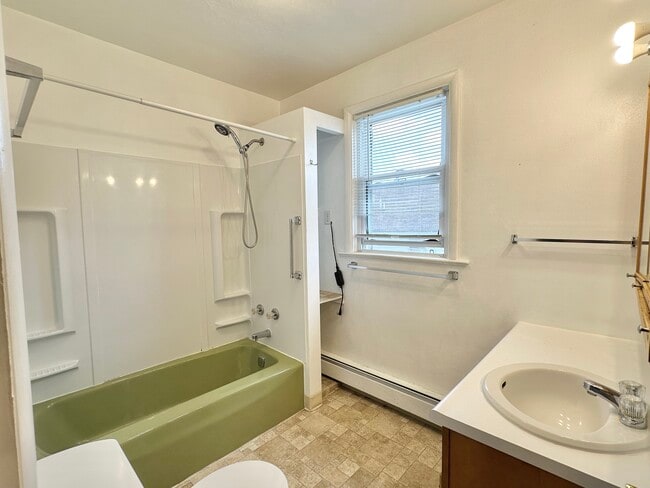 Photo - 116 Main St Unit B