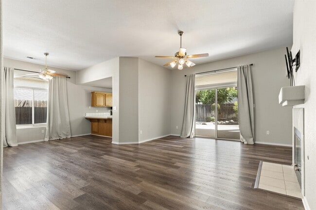 Photo - 10621 Tivoli Ct