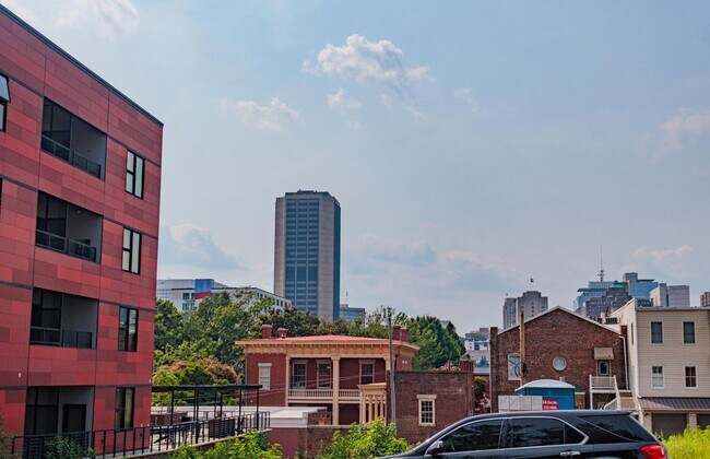Photo - 209 N 19th St Unidad 31