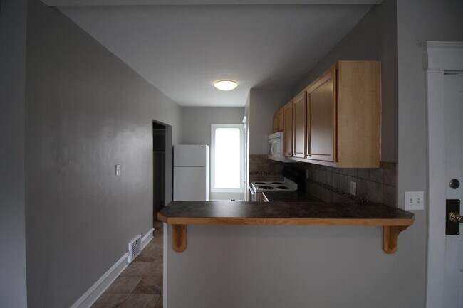 Photo - 948 Park St SW