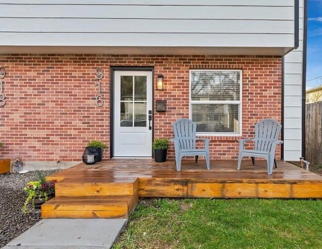 Photo - 916 N 32nd St