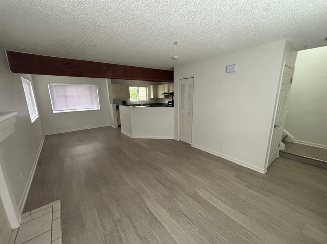 694 Walden Cir