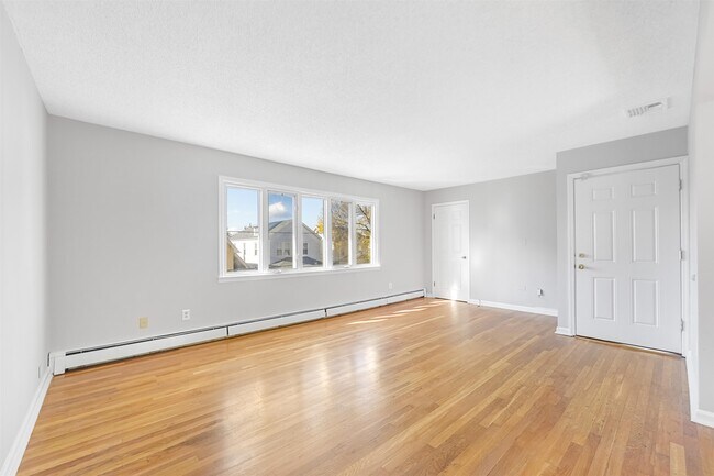 Photo - 80 Wallace St Unidad 2