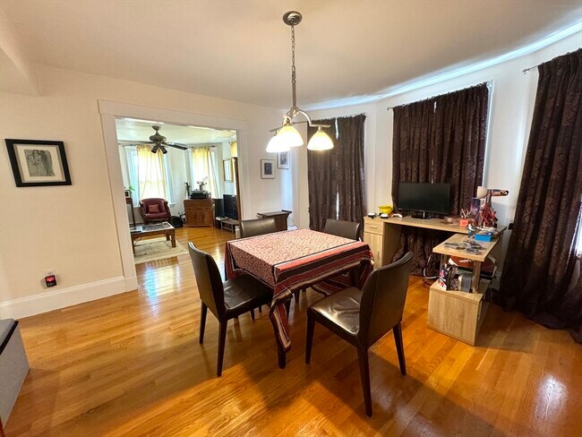 Photo - 24 Madison Ave Unit 3