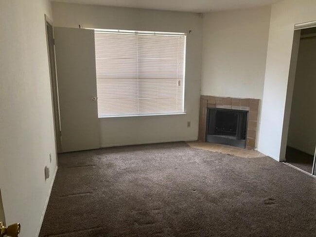 Photo - 2 Bed 2.5 Bath