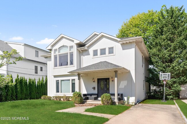 Photo - 230 Norwood Ave