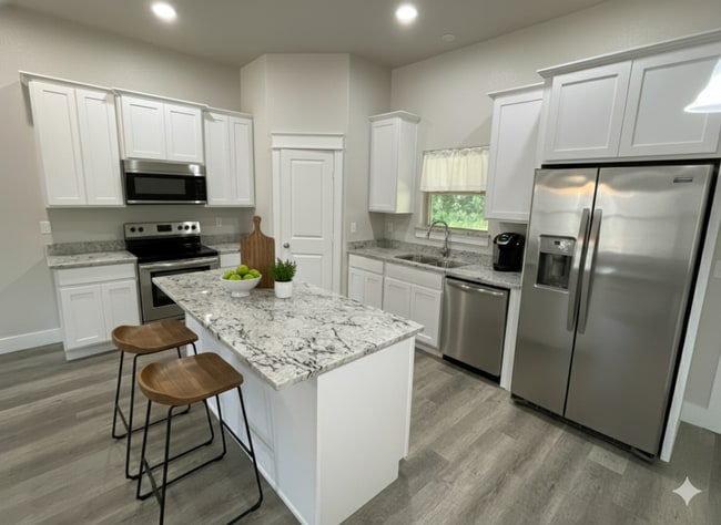 Photo - Stunning home in the silo School district