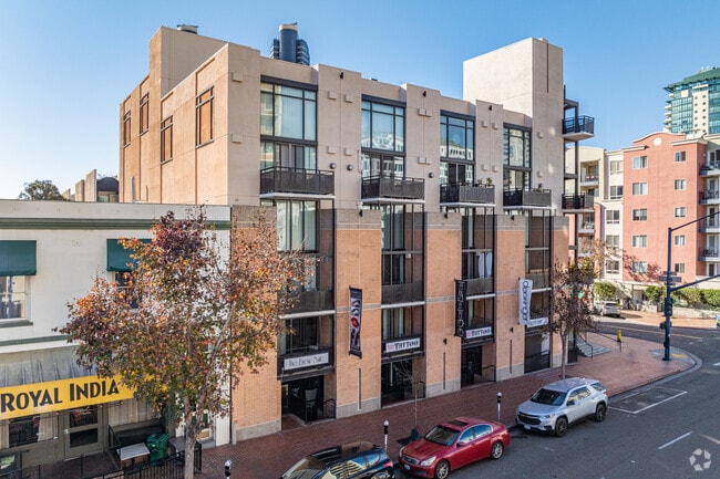 Building Photo - Cornerstone Lofts