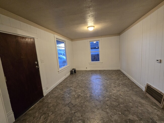 Photo - 123 Custer Ave Townhome