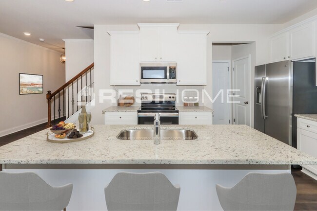 464 Avocet Sea Ln