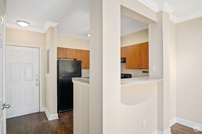 Building Photo - Renovated 1 Bedroom 1 Bathroom Condo with ...