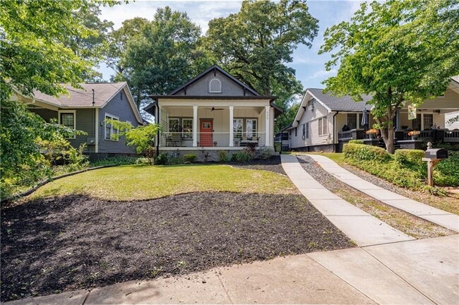Photo - 505 W Ontario Ave SW
