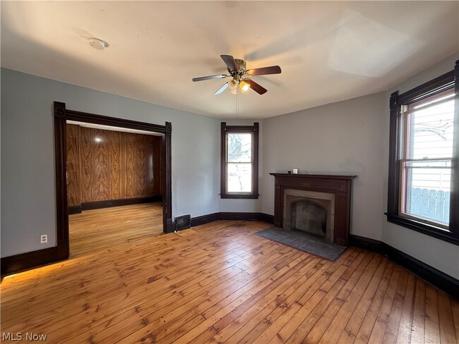 Photo - 3860 W 37th St