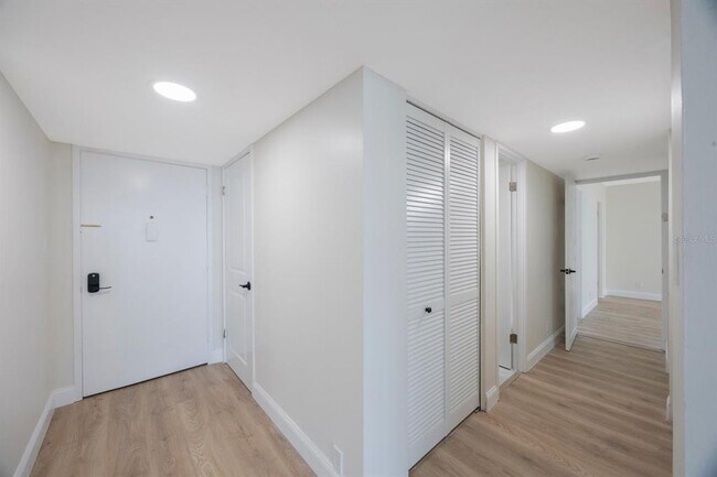 Photo - 7400 Sun Island Dr S Unit 806