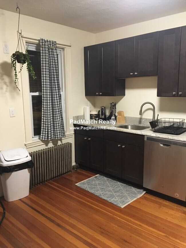 Photo - 333 Alewife Brook Pkwy Unit 2