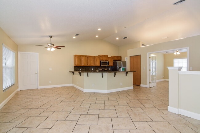 Photo - 23214 Sierra Rd