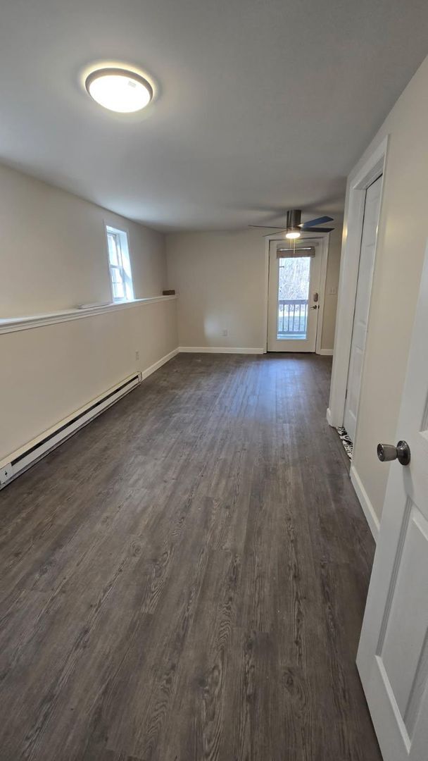 Building Photo - 1/1 apartment for rent in small complex Unit 8 Travelers Nest C