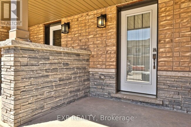 Photo - 7 Pagebrook Cres
