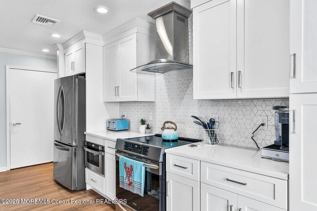 Photo - 1813 Bradley Terrace