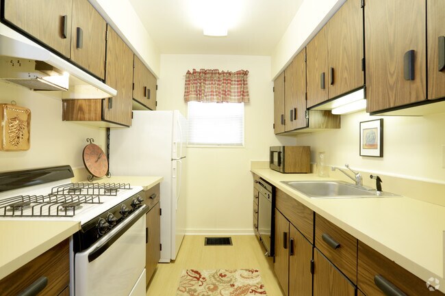 2 Bedroom - Kitchen