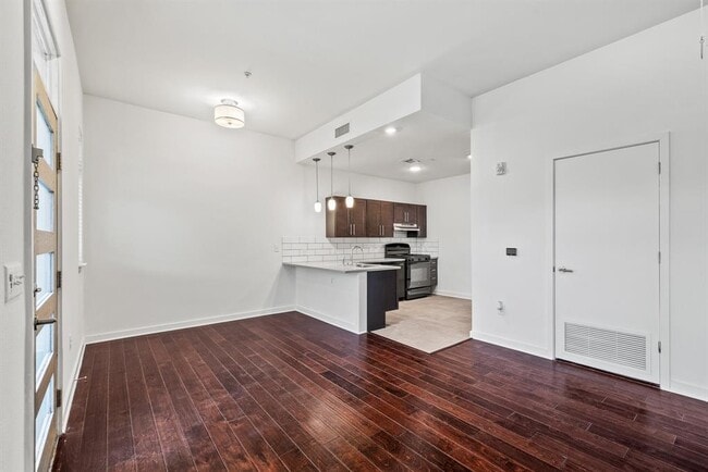 Photo - 6700 Menchaca Rd Unit 11