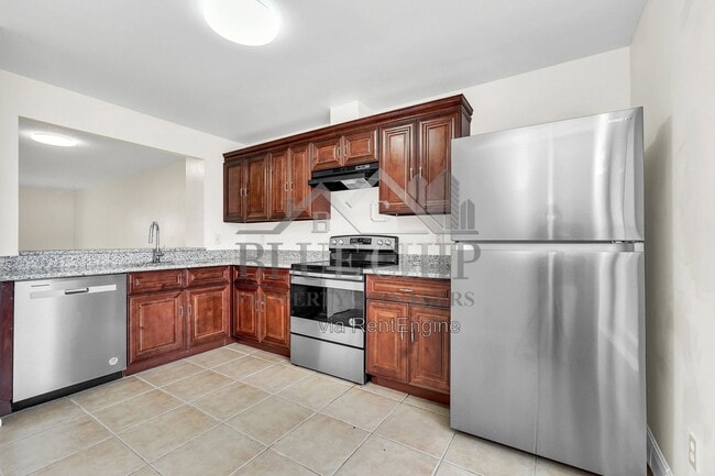 Photo - 5322 Jade St