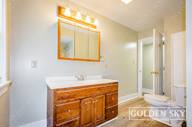 Photo - 1417 W Memorial Dr Unit 1
