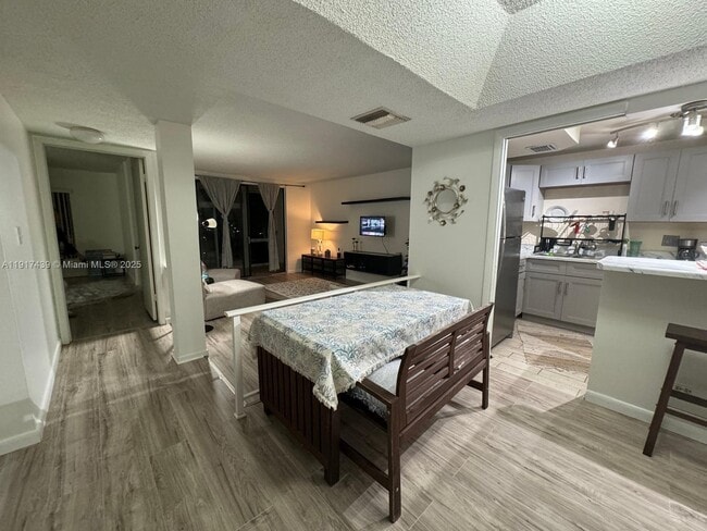 Photo - 3730 Inverrary Dr Unit 3U