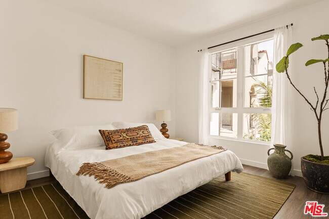 Photo - 1700 S Pacific Coast Hwy Unit 304