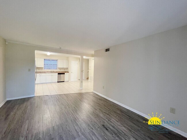 Photo - Great 3BR Townhome in Shalimar!