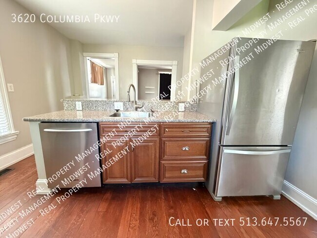 Photo - 3620 Columbia Pkwy