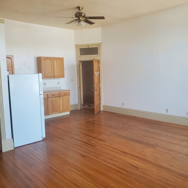 Photo - 216 E 1st St Unit 216 1st Street A