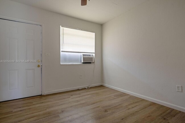 Building Photo - 26615 SW 137th Ave Unit 15