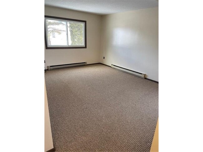 Photo - 936 6th St NE Unit 3N